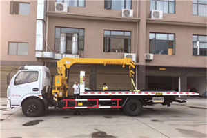 渝水附近汽车轮胎更换