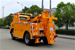 渝水高速路拖车费